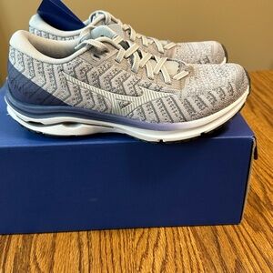 Mizuno Women’s Wave Rider Waveknit Running Shoes